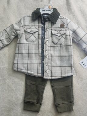 Eddie Bauer Cream Plaid Shirt Jacket with Olive Pants And Tee Kids Matching Set